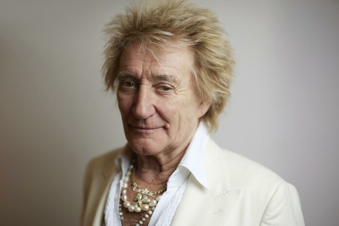 Rod Stewart no se presentará en la Arena Santo Domingo, ahora va al Estadio de Softbol del Centro Olímpico