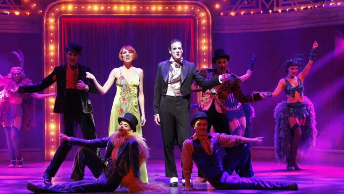 “Cabaret”: un musical icónico que marca el inicio de una nueva era teatral